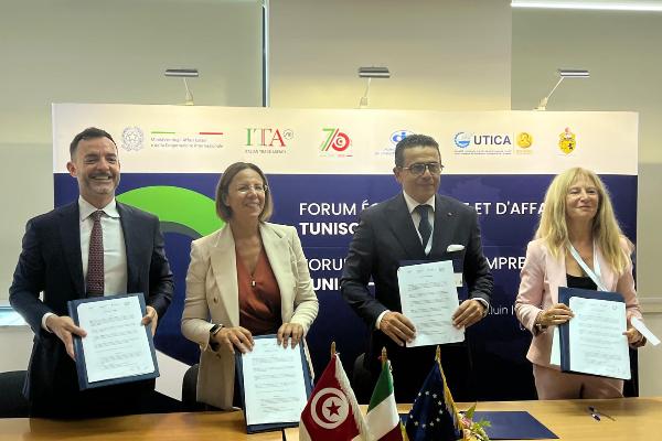 Firma accordi Forum Imprenditoriale Tunisia-Italia