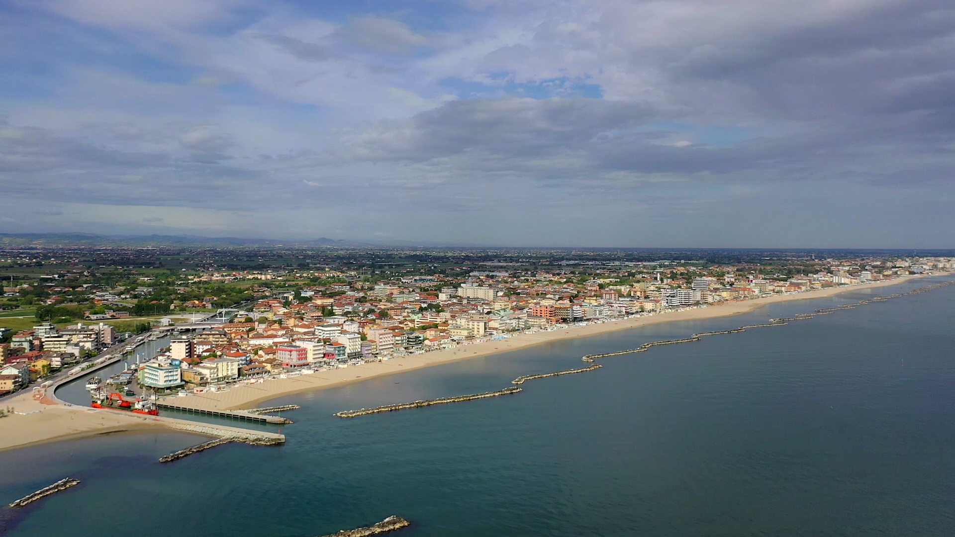 Vista panoramica di Bellaria Igea Marina sul mare