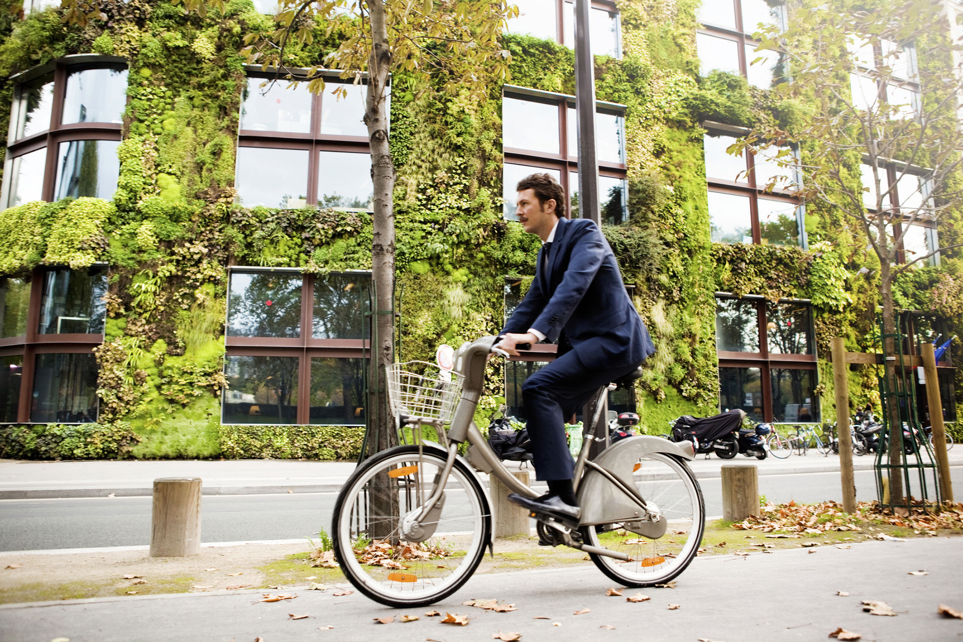 Ragazzo in bici