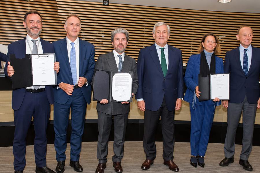 Membri delle delegazioni italiane, argentine e brasiliane