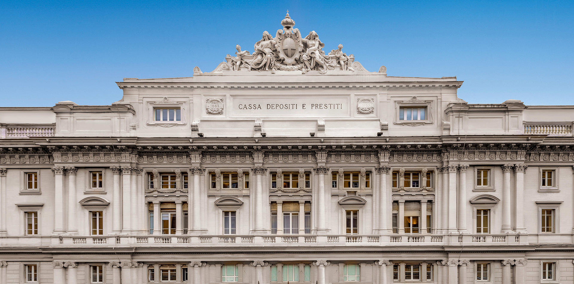 Vista frontale della sede di CDP di Via Goito
