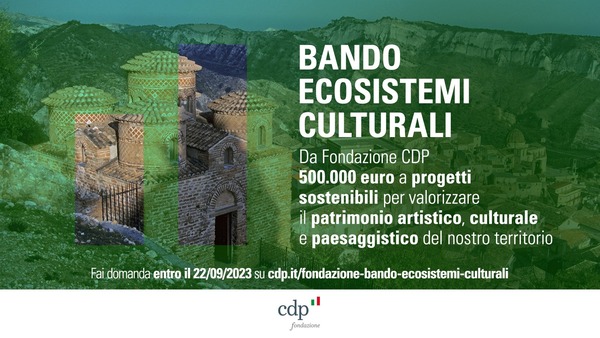 Torre e mura di una fortezza con vista sul borgo e montagne circostanti, con banner Bando Ecosistemi Culturali