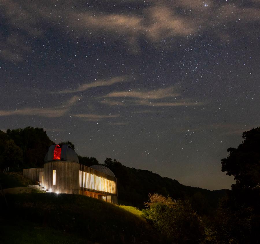 Osservatorio Sormano Immagine notturna agosto