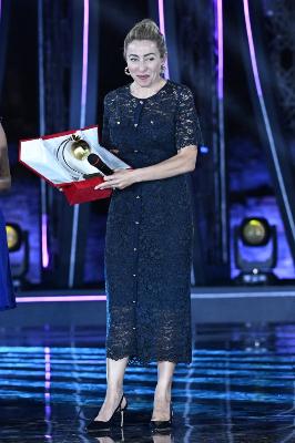 Francesca Sofia riceve il premio Marisa Bellisario